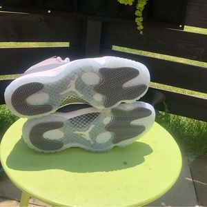 Jordan 11 “cool grey”